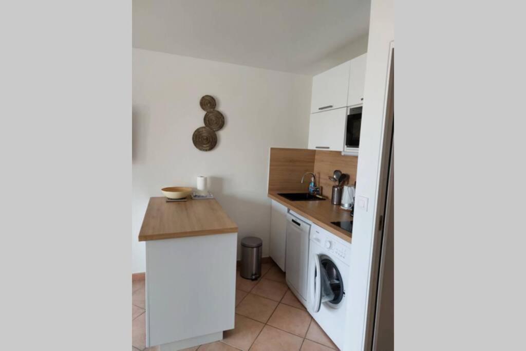 Magnifique Studio A 50M De La Plage De Cavaliere - Studio Tamarindo Le Lavandou Εξωτερικό φωτογραφία